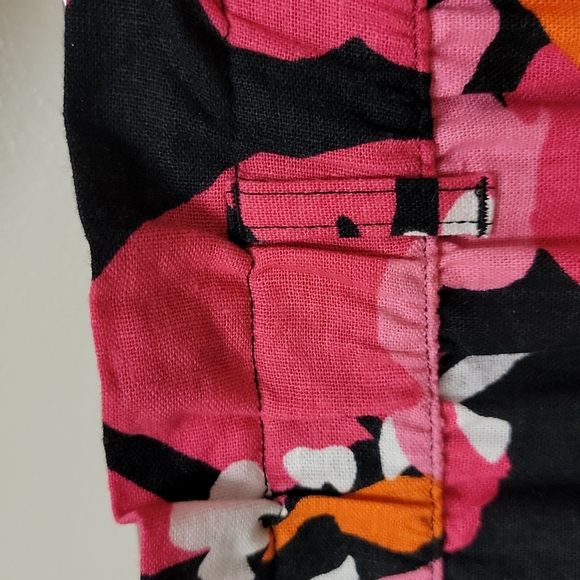 📌FINAL SALE |Who What Wear | Pink And Black Linen Floral Print Shorts - Picture 4 of 11